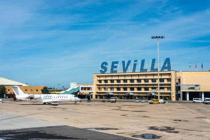 transfers from seville airport to city centre